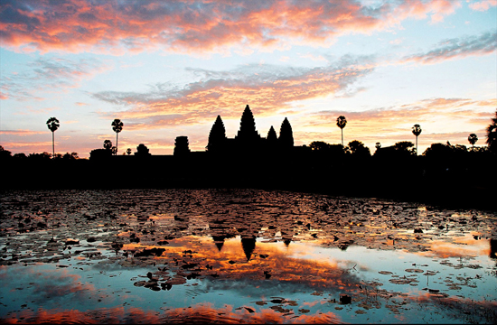Angkor_Wat_Sunrise
